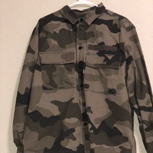 CAMO button up shirt/jacket
